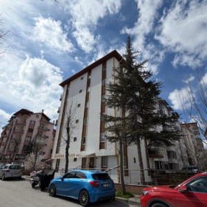ISPARTA SERMET MAHALLESİNDE MODERN 1+1 SATILIK APART